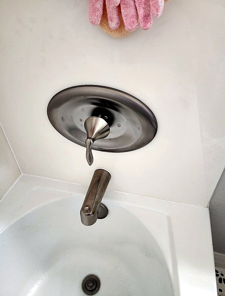 Finished tub and shower trim by Alpha-Plumbing Services in Goodyear AZ